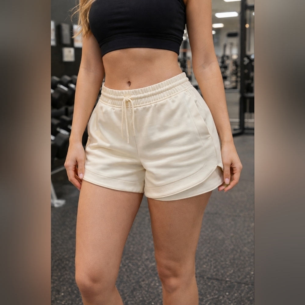 Athleta Cream Athletic Shorts Lightweight Elastic Waistband